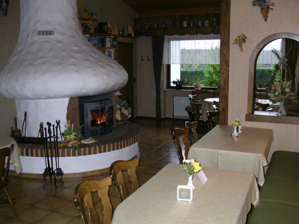 Cafe Best Gaestezimmer Bullau Extérieur photo
